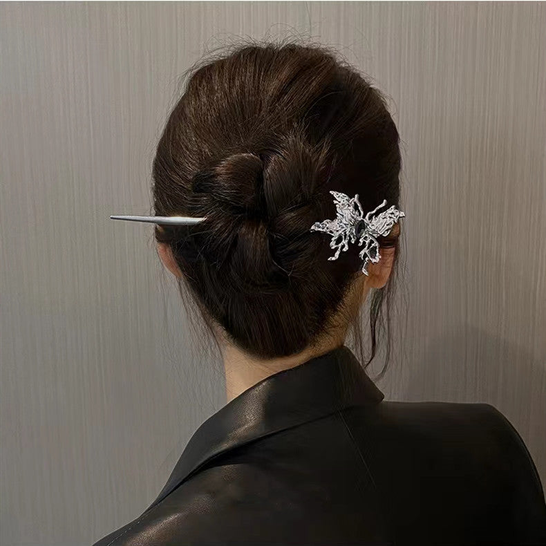 Chic Designer Silver High-fashion Butterfly Metal Hairpin