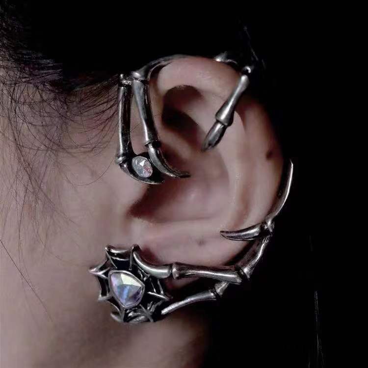 Punk Style Devil's Claw Spider Web Ear Cuff