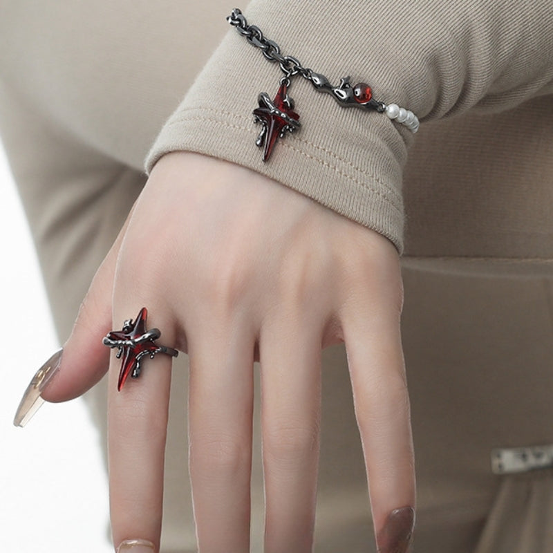 Gothic Style Bloody Star White Pearl Bracelet