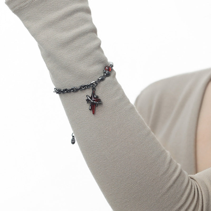 Gothic Style Bloody Star White Pearl Bracelet