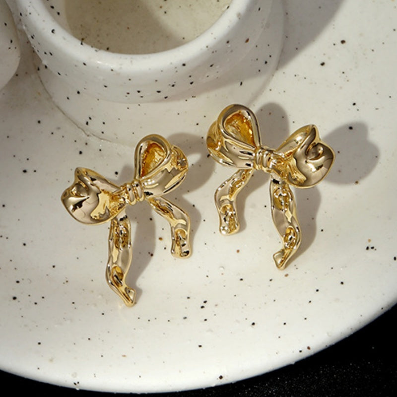 Chic Bowknot  Metal Stud Earring