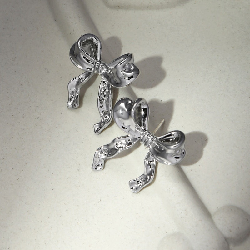 Chic Bowknot  Metal Stud Earring