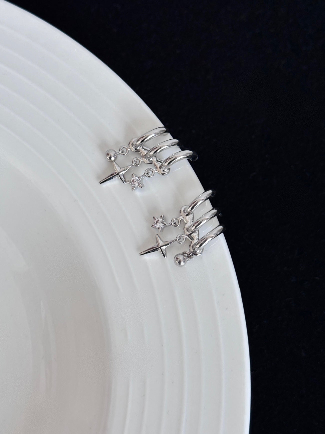 Designer Women Silver Star Rhinestone Earring