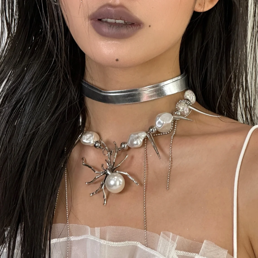 Y2K Punk Spicy Girl White Chic Spider Pearl Necklace Choker