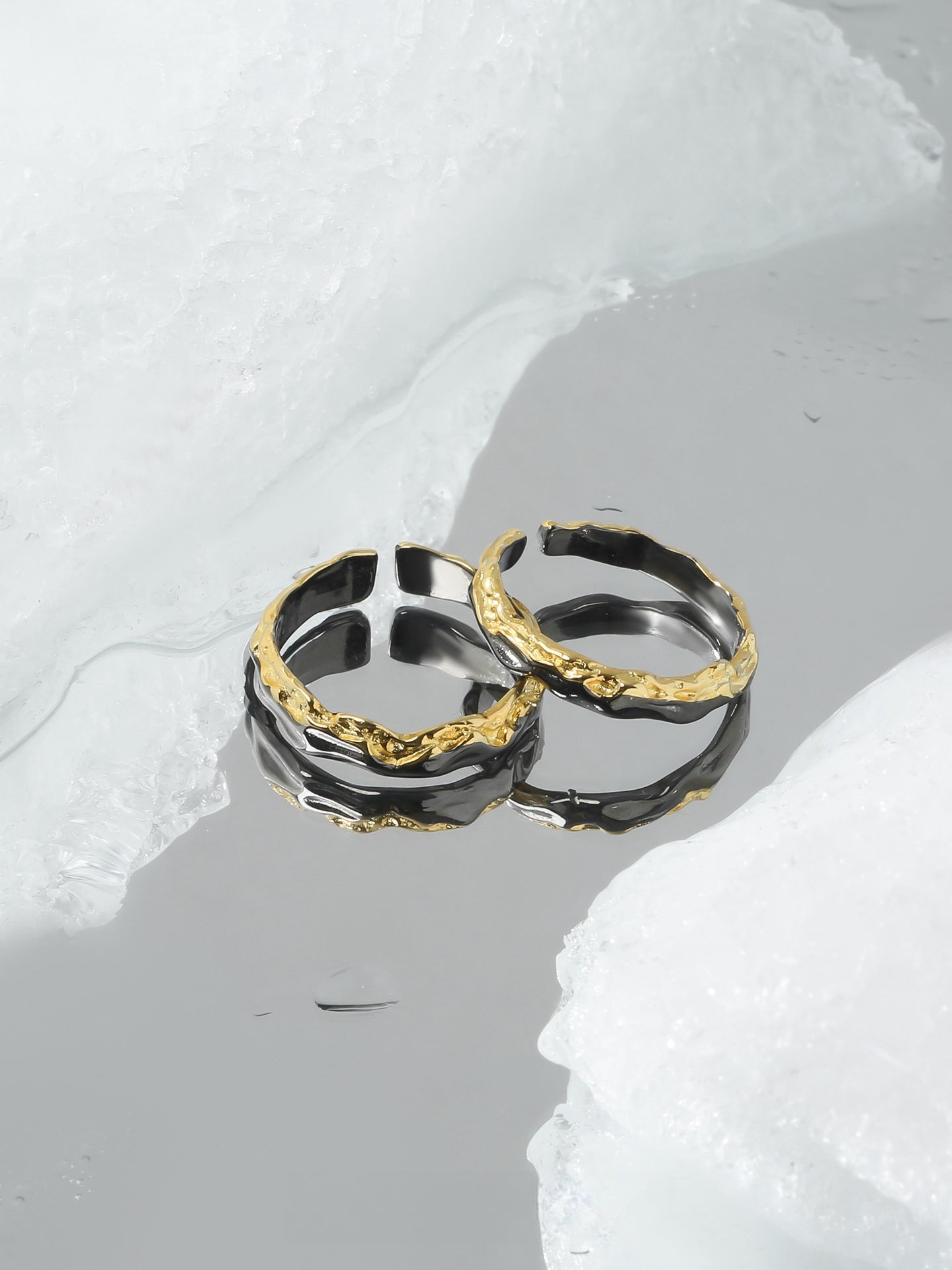 Designer Unisex Irregular Couple Ring