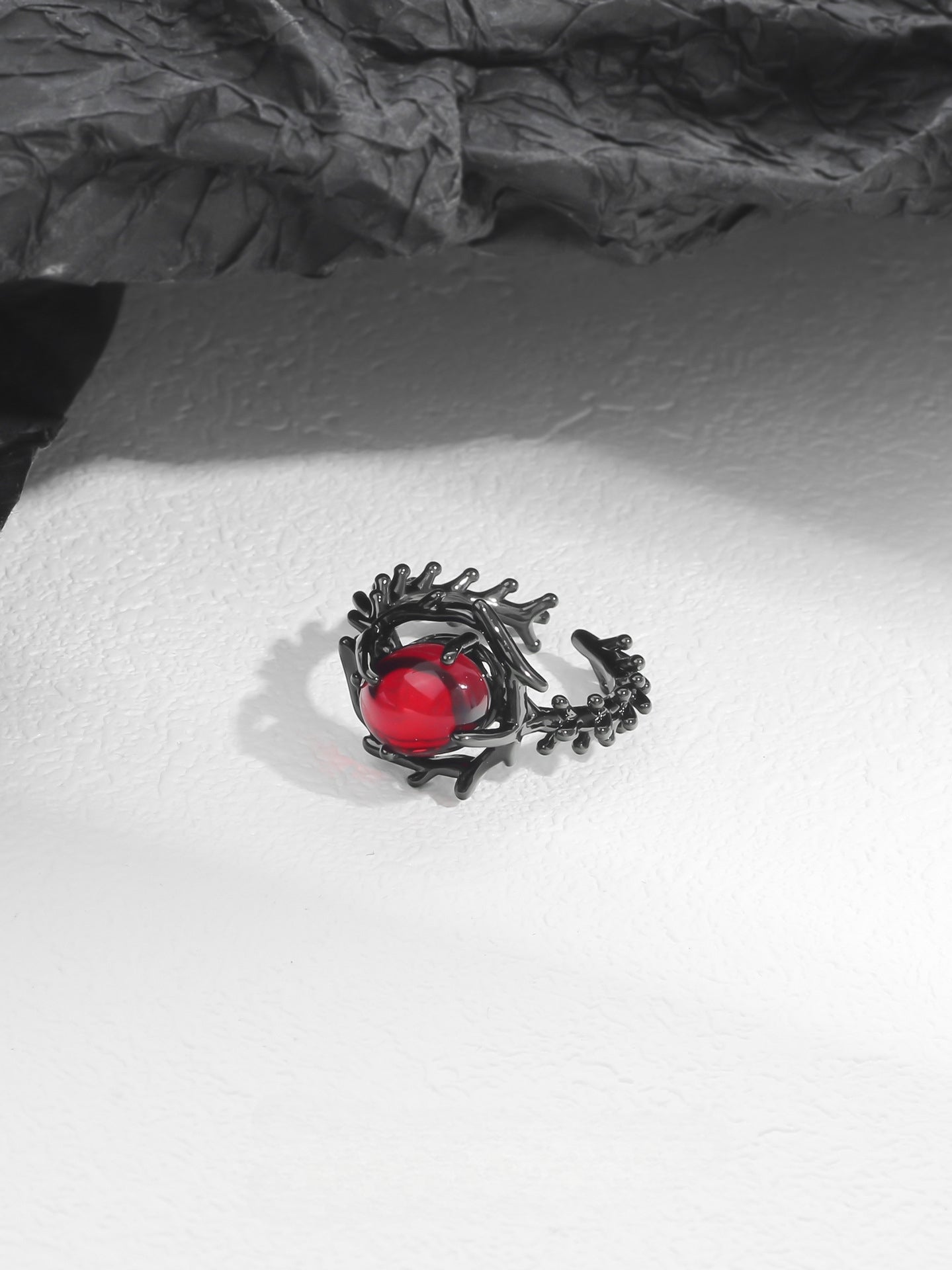 Designer Punk Style Vintage Red Rhinestone Thorns Ring