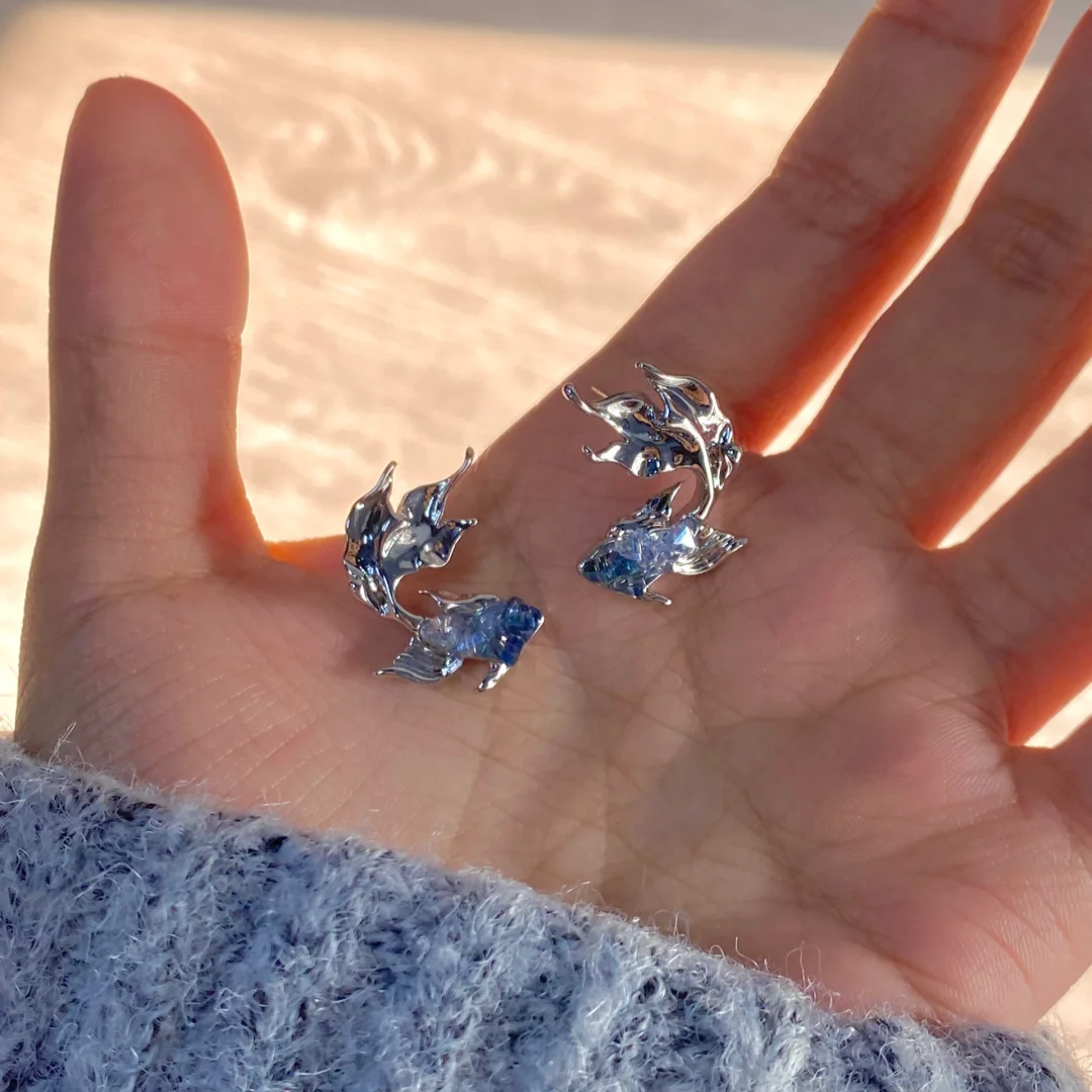 Rafayel Blue Rhinestone Fish Stud Earrings