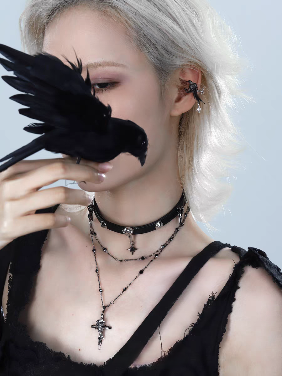 Mystic Unisex Black Raven Star Choker Necklace