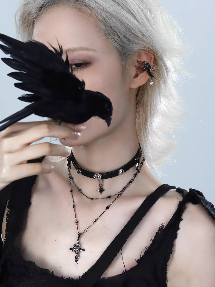 Mystic Unisex Black Raven Star Choker Necklace