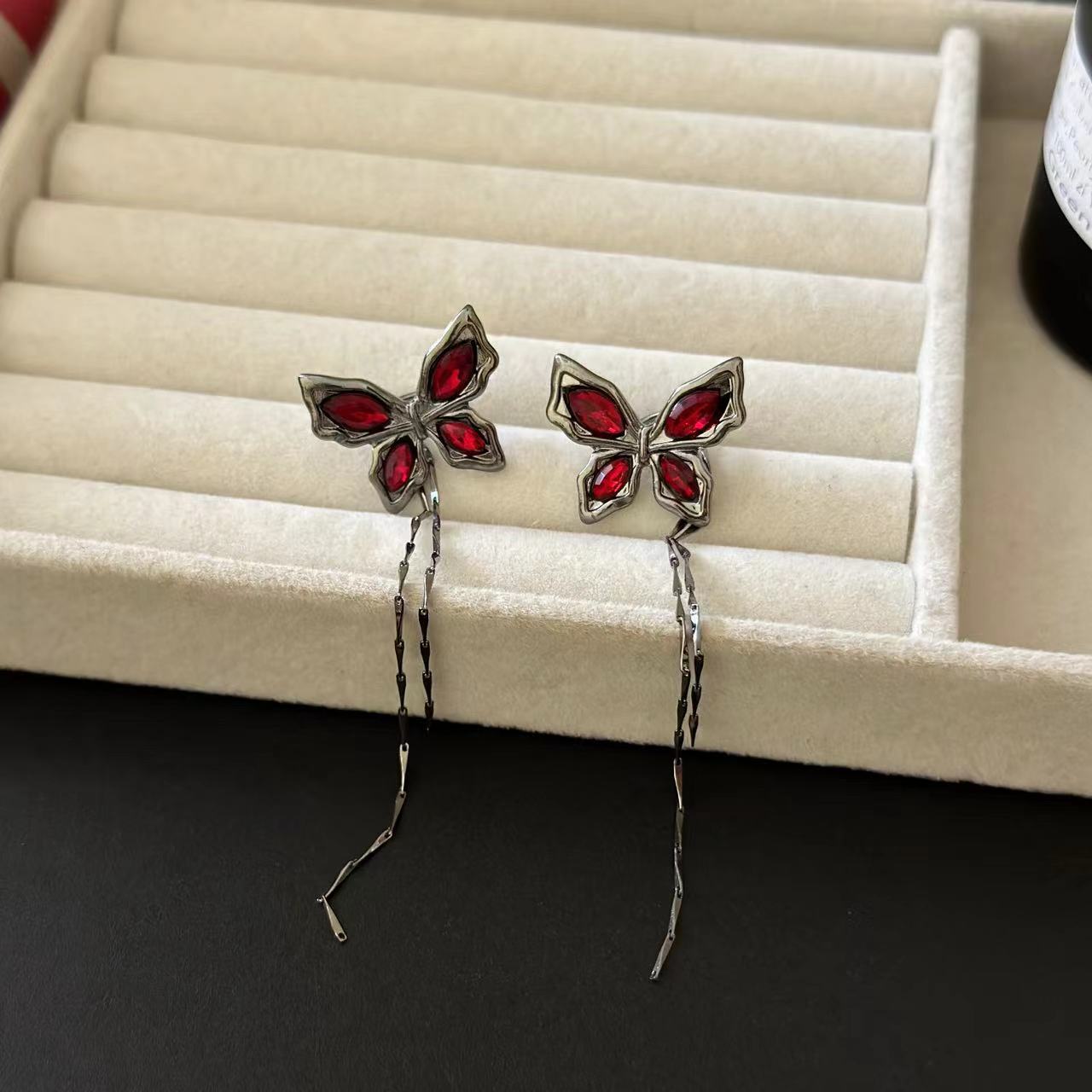 Dark Red Spicy Girl Butterfly Ear Cuff(no ear piercing needed)