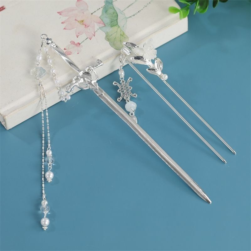 Pretty Designer Flower Tassel Sword Hairpin