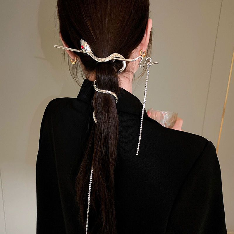 Unisex Chic Silver Snake Hairpin for Long Hair