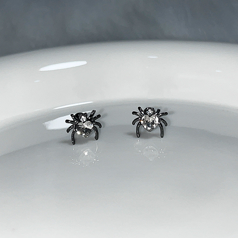 Sweet Y2K Cute Little Spider Cartilage Earring Stud (A Pair)