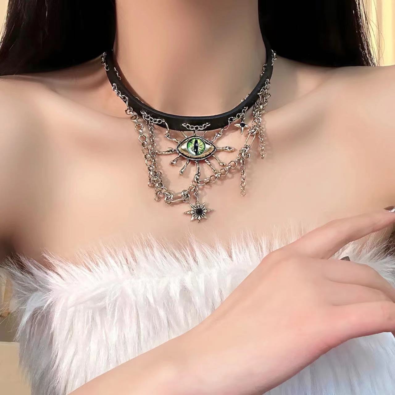 Y2K Spicy Girl Leather Tassel Green Devil's Eye Choker Necklace