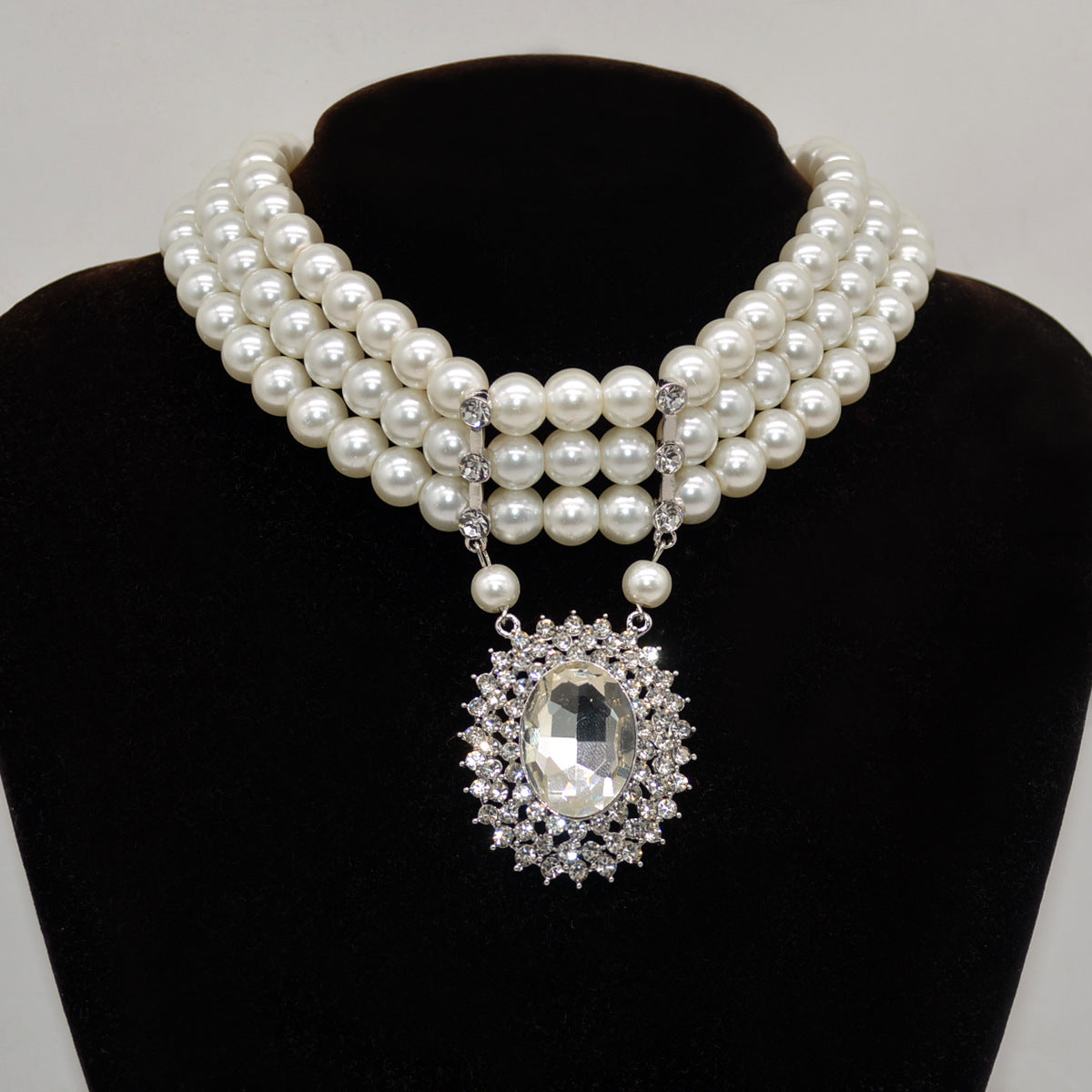 Vintage Gorgeous Large Oval Rhinestone Pearl Multi-strand Necklace