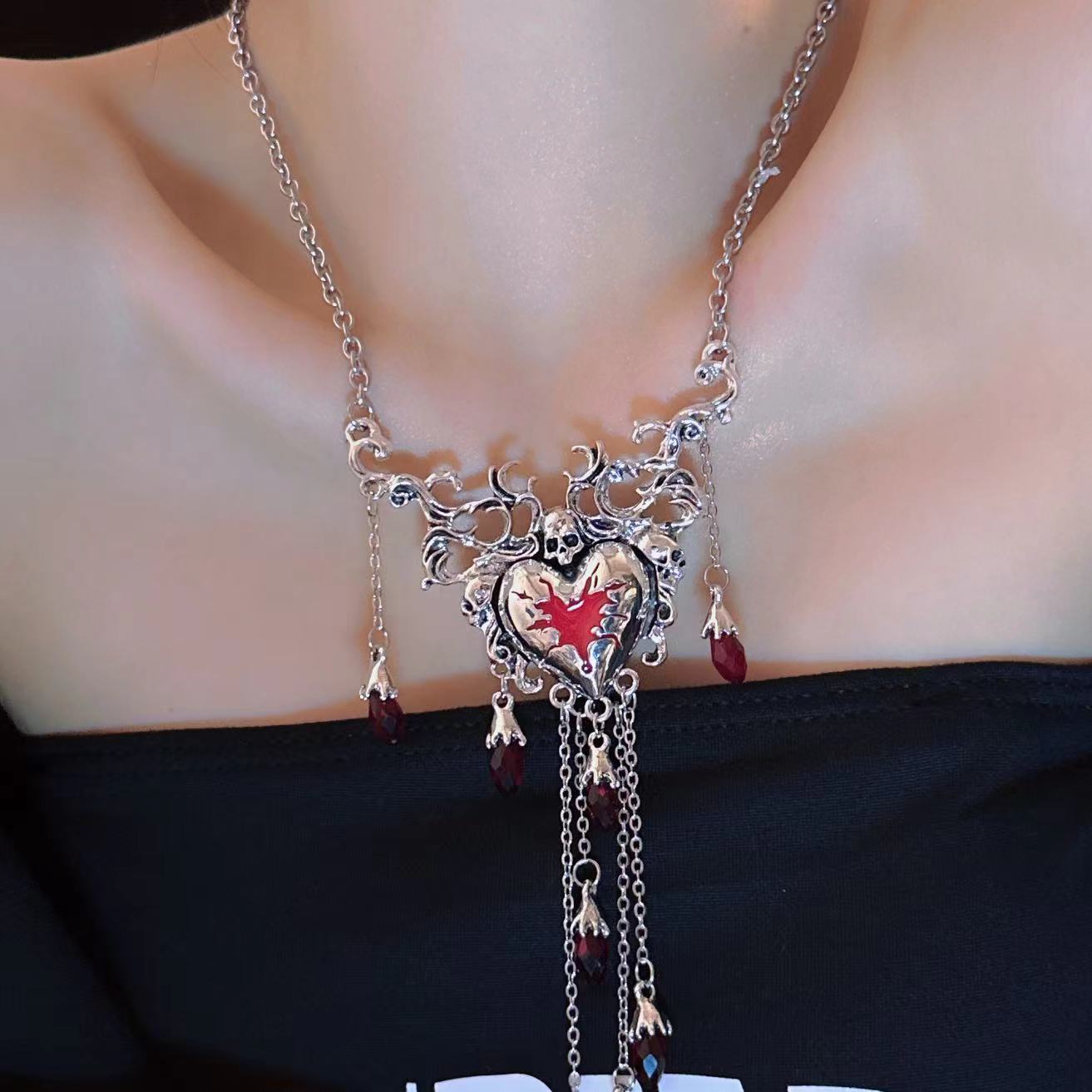 Punk Style Skull Heart Tassel Spicy Girl Necklace