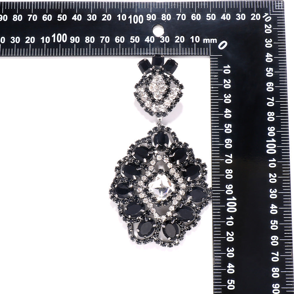 Gorgeous Queen Black Flower Sexy Rhinestone Flower Earring