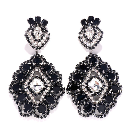 Gorgeous Queen Black Flower Sexy Rhinestone Flower Earring