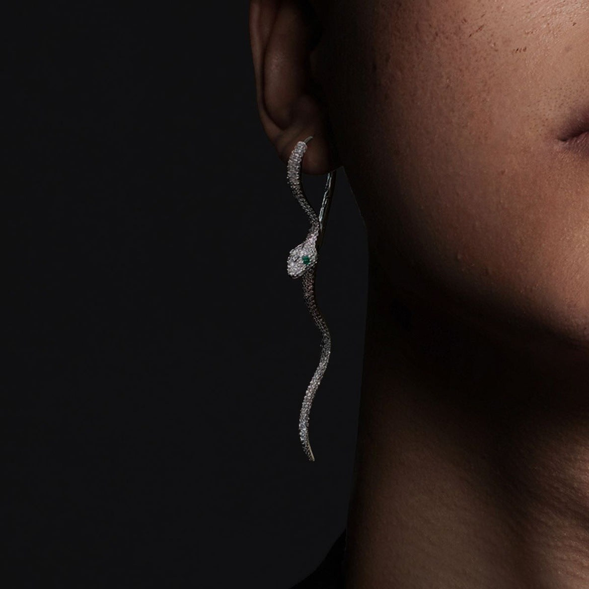 Women Designer Snake Rhinestone Shining Earring