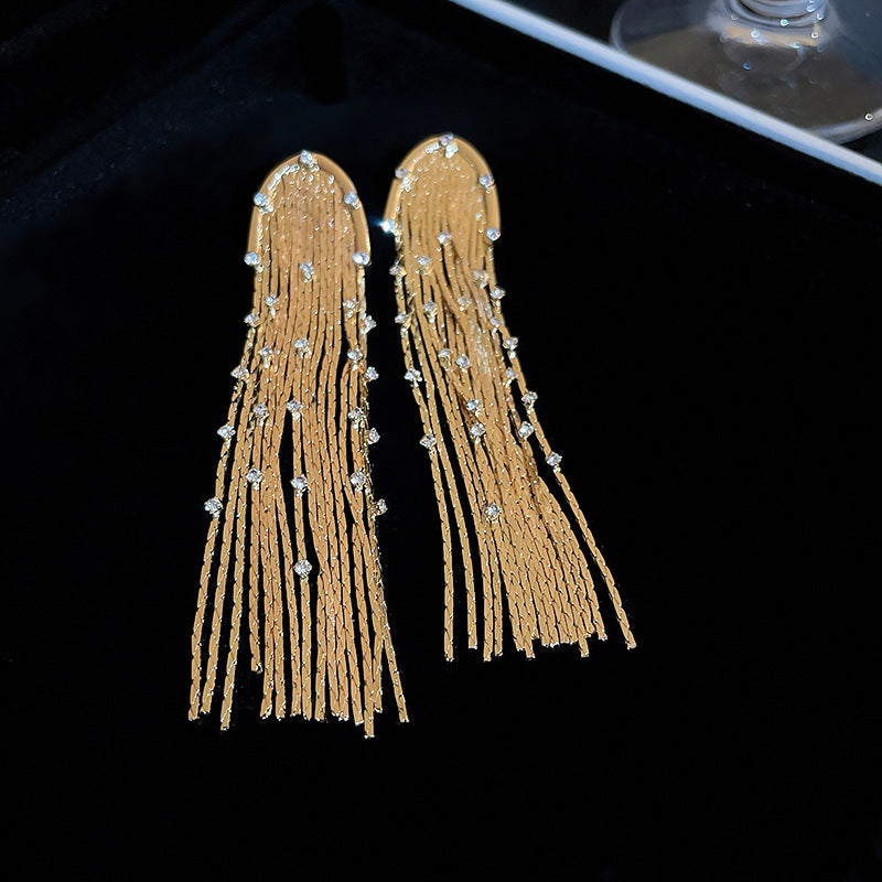 Women U Shape Long Tassel Stud Earring