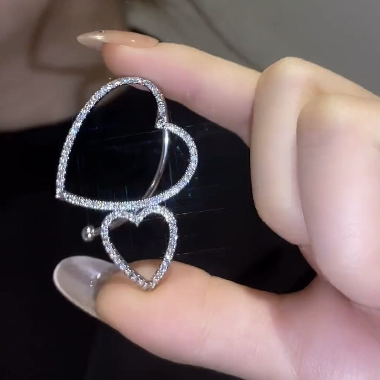 Rhinestone Women Shining Double Heart Ear Cuff(Single One)