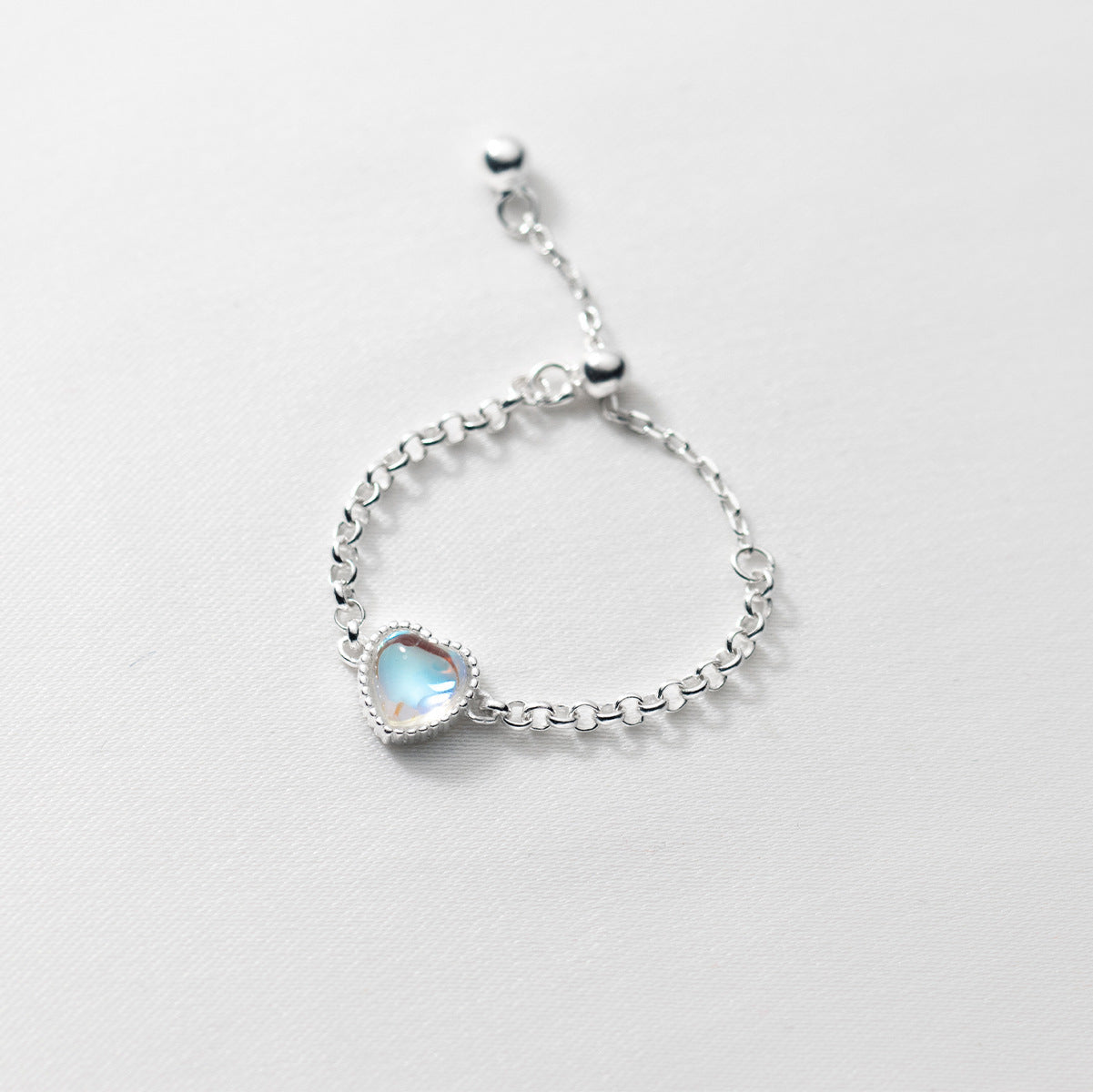 Heart-shaped S925 Silver Moonstone Silver Chain Ring