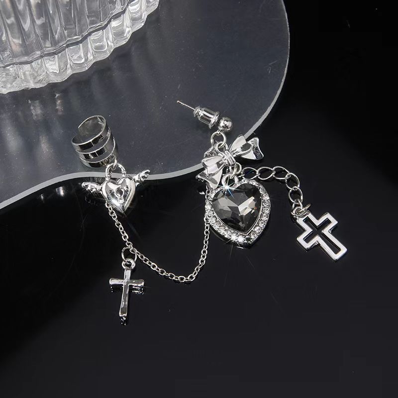 Punk Style Cool Girl Black Heart Cross Earring