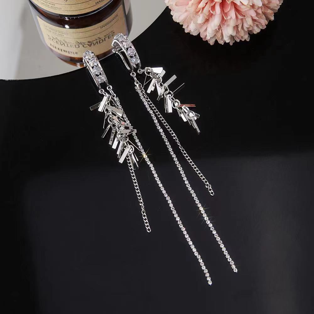 Sweet Shining Rhinestone C shape Tassel Ear Clip