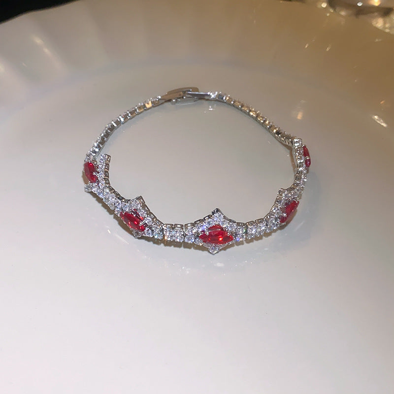 Chic Red Diamond-encrusted Zircon Buckle Bracelet