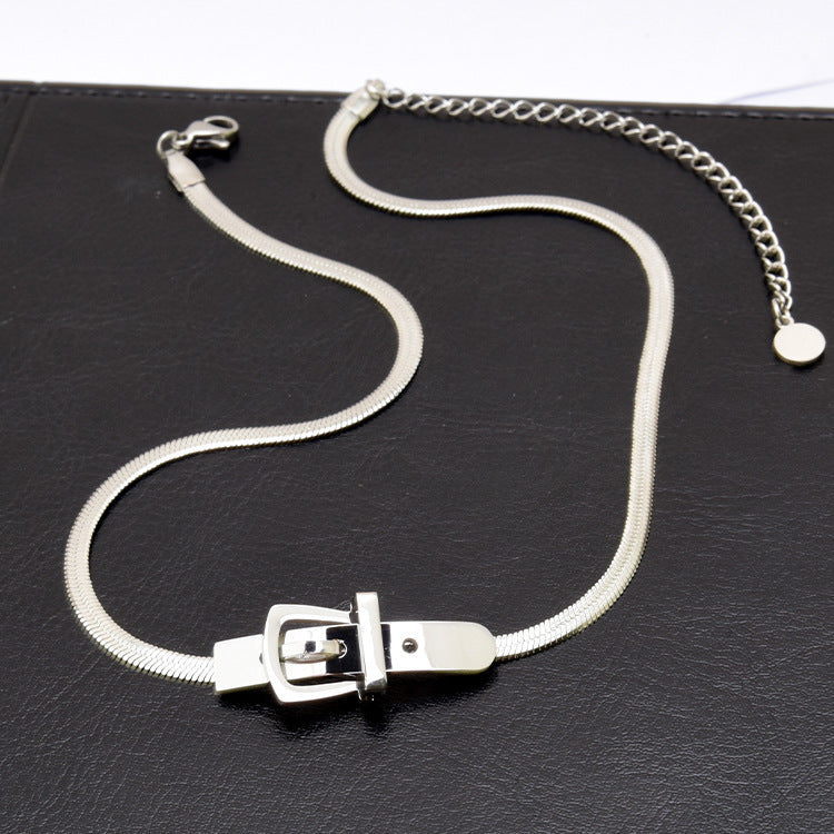 Fashion Unisex Belt Buckle Snake Bone Choker Necklace