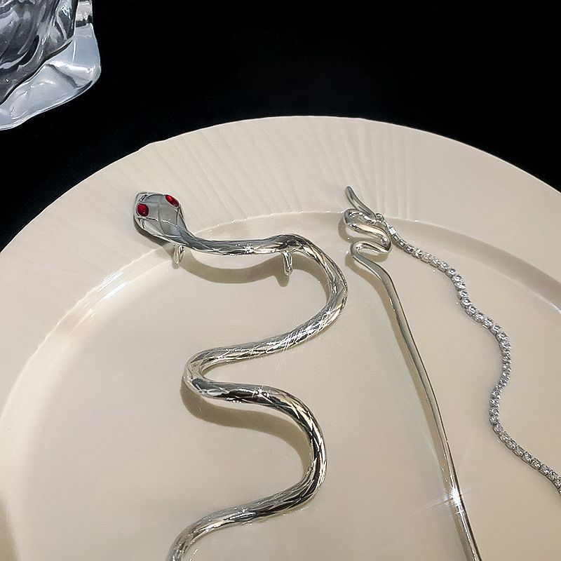 Unisex Chic Silver Snake Hairpin for Long Hair