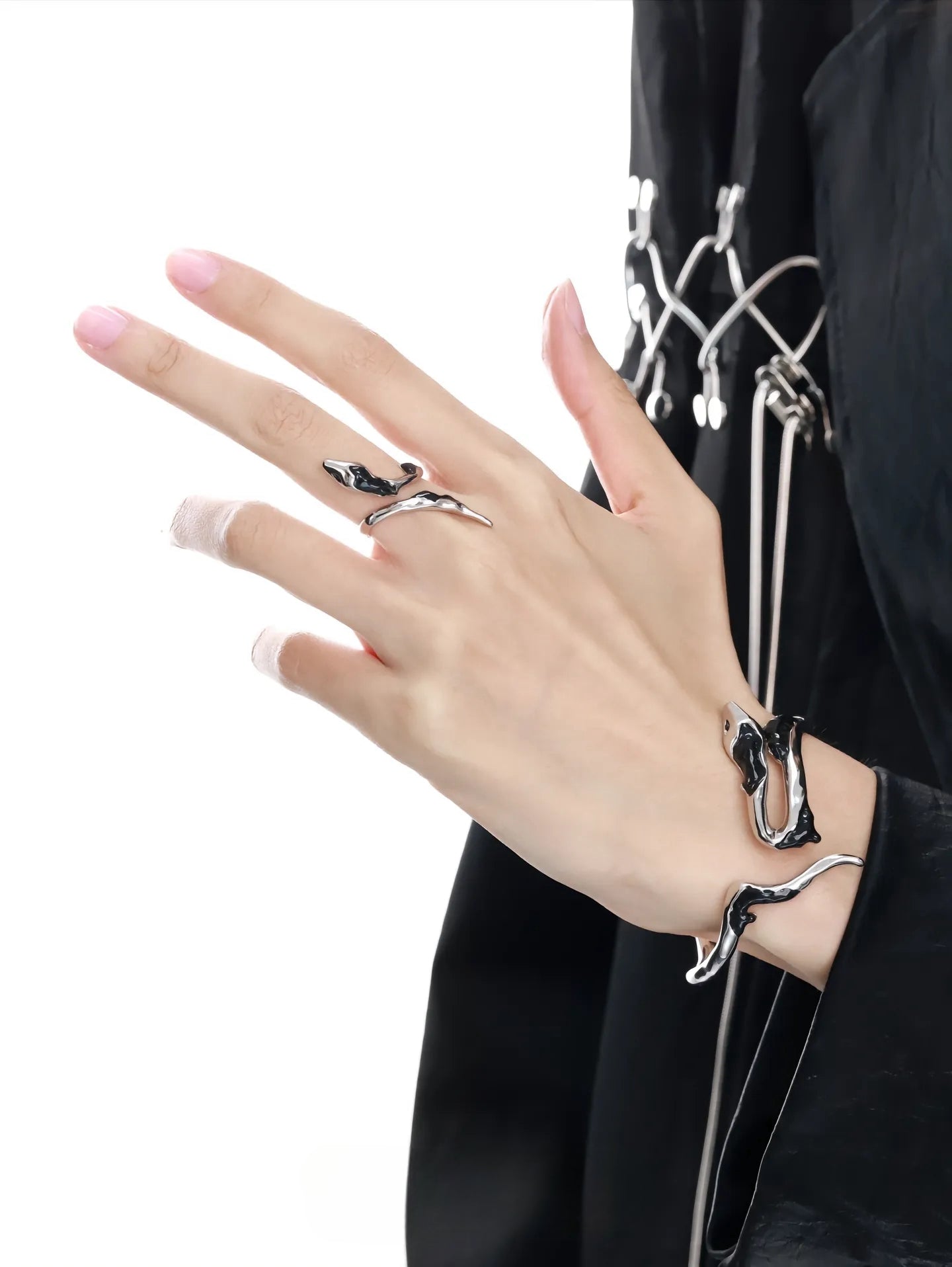 Chic Designer Unisex Glacier Snake Twining Ring