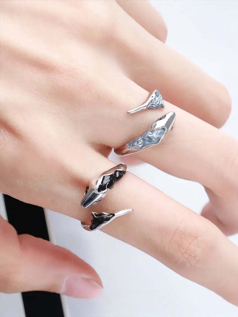 Chic Designer S925 Silver Unisex Glacier Snake Twining Mini Ring