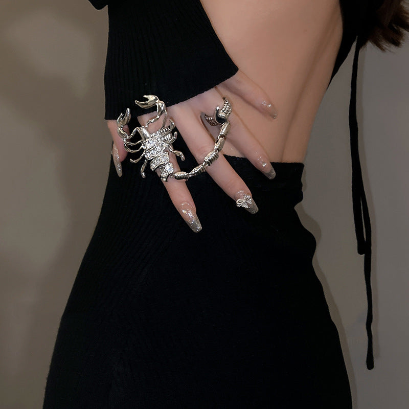 Designer Unisex Metal Rhinestone Scorpion Chain Ring