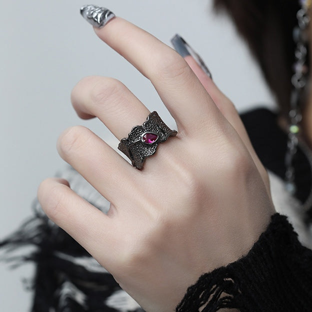 Dark Gothic Purple Rhinestone Ring