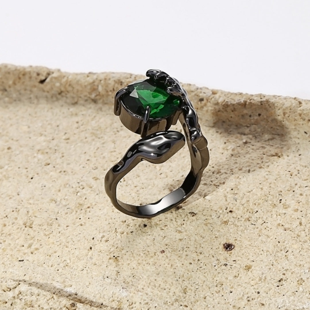 Gothic Dark Style Carved Green Open Ring