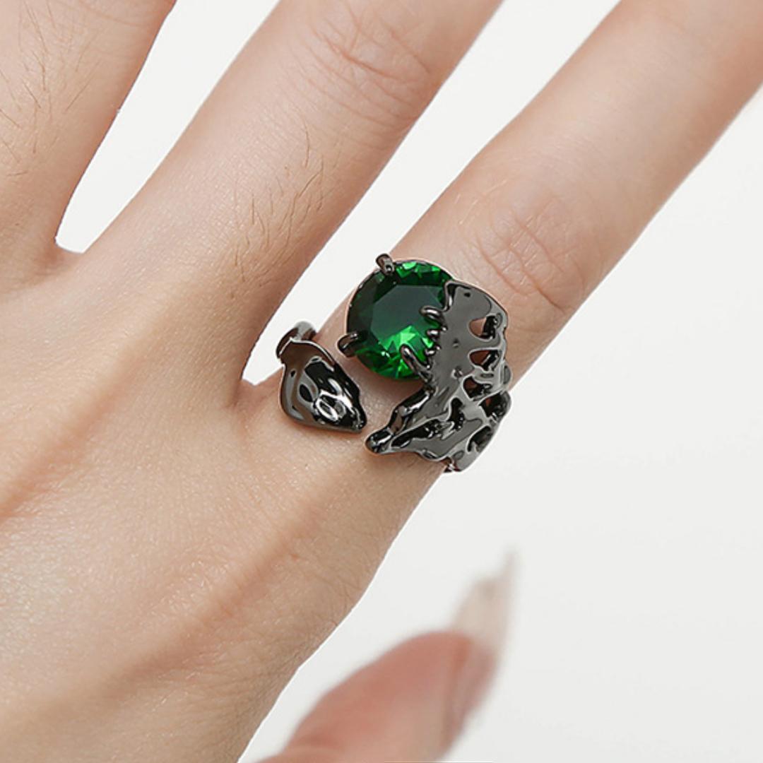 Gothic Dark Style Carved Green Open Ring