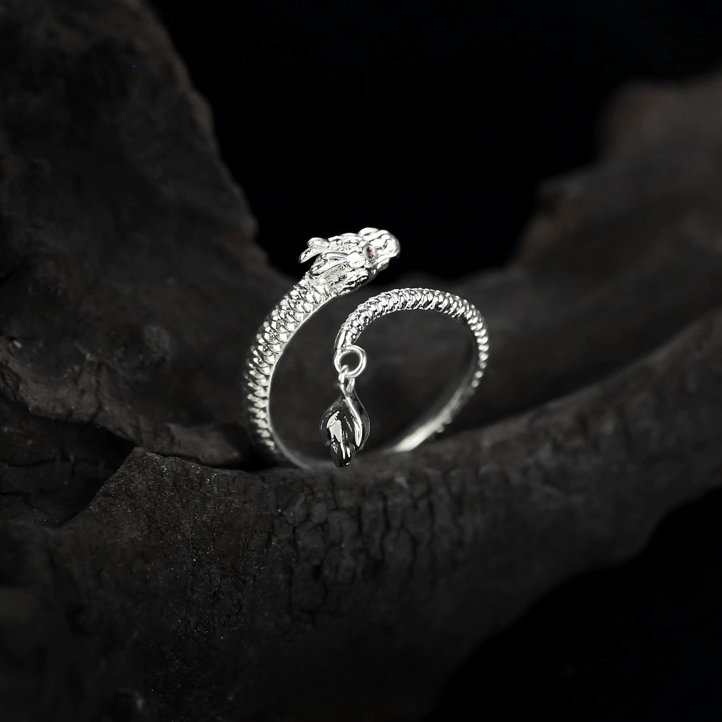 Designer Chic S925 Silver Dragon Twining Ring