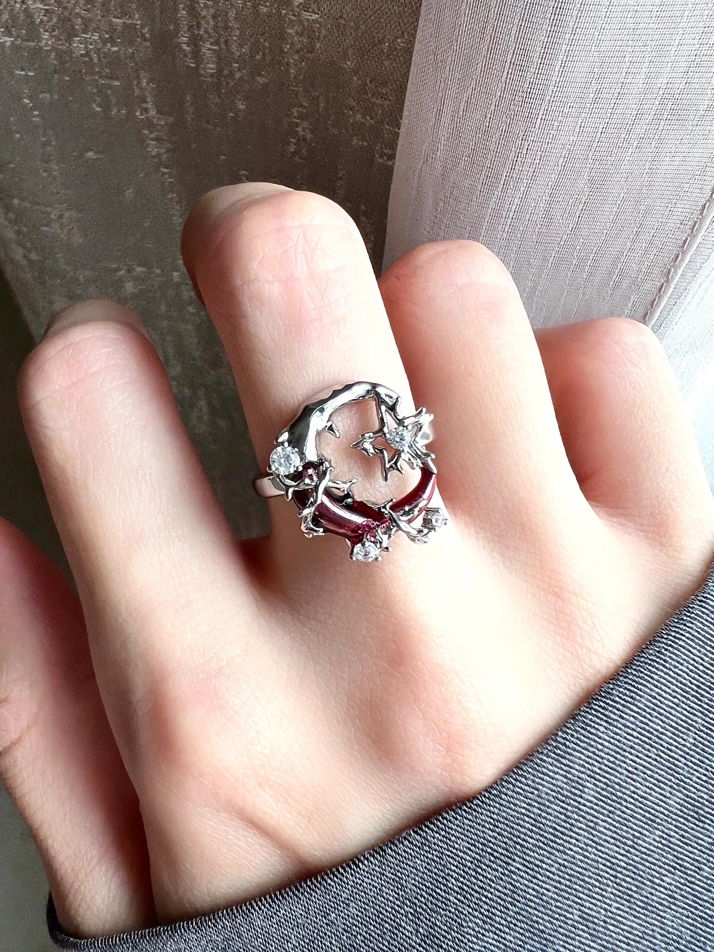 Red Half Moon Metal Shining Star Ring